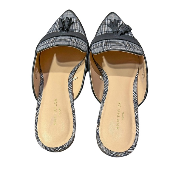 Ann Taylor Slip On Plaid Faux Suede Mules - Picture 4 of 7